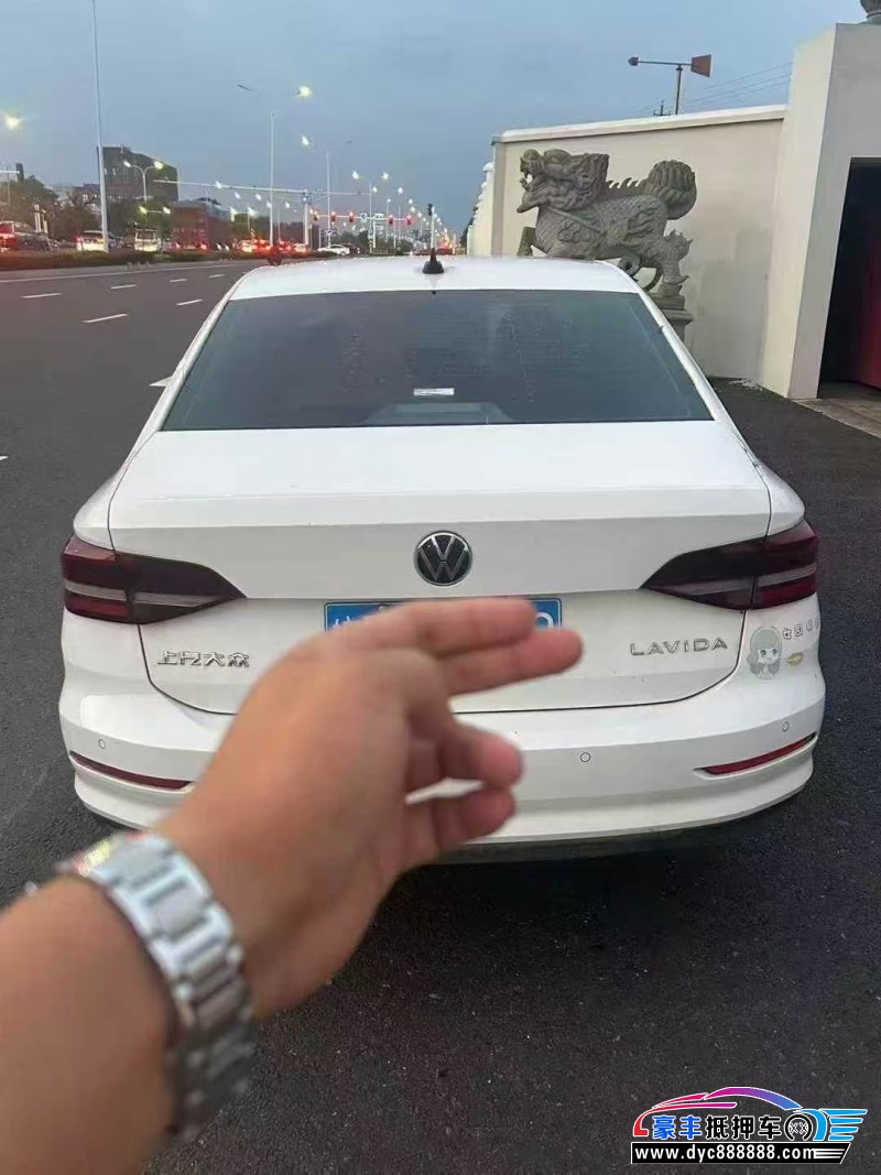 22年大众朗逸轿车抵押车出售