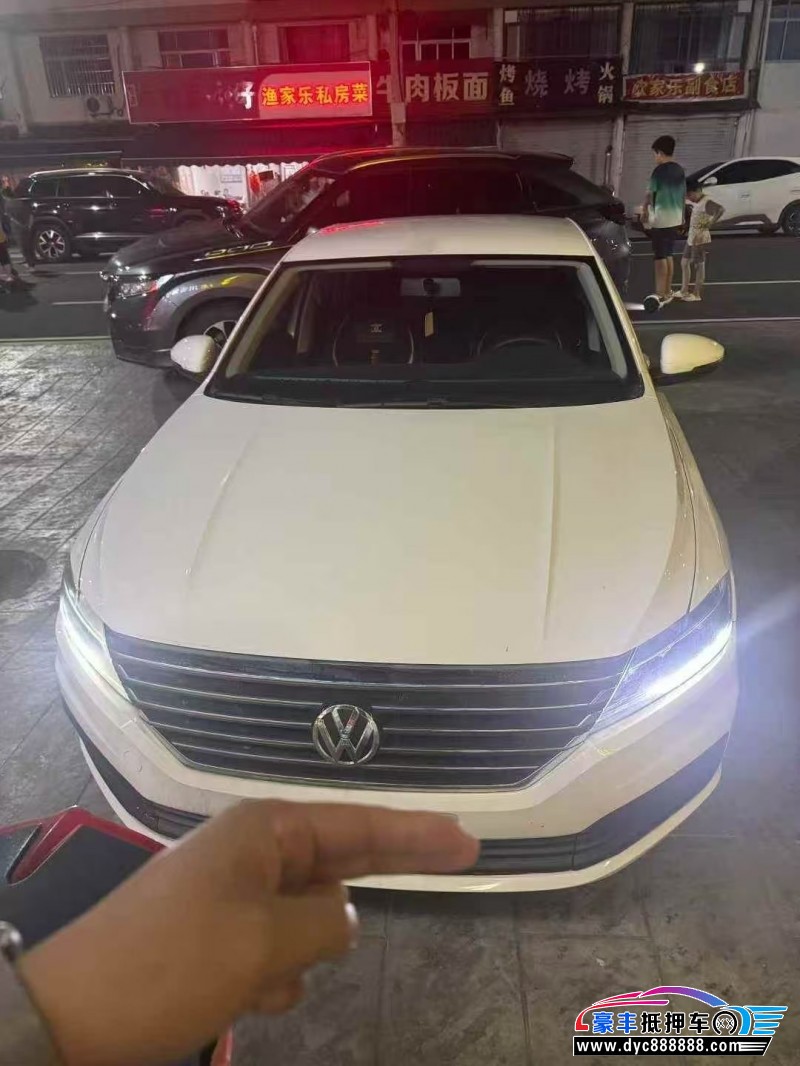 22年大众朗逸轿车抵押车出售