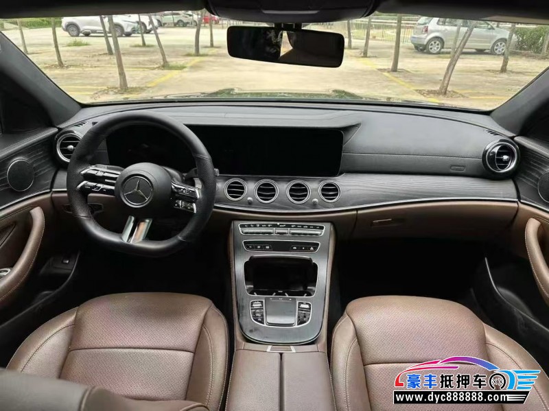 21年奔驰E轿车抵押车出售