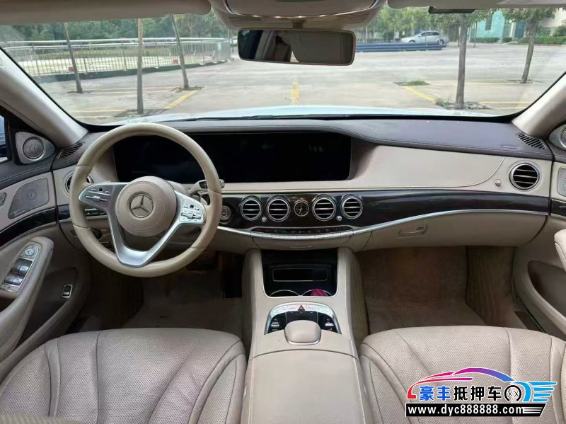 19年奔驰S轿车抵押车出售