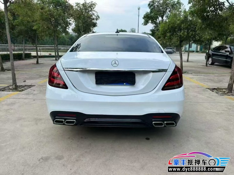 19年奔驰S轿车抵押车出售