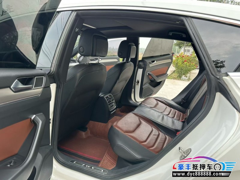 19年大众CC轿车抵押车出售