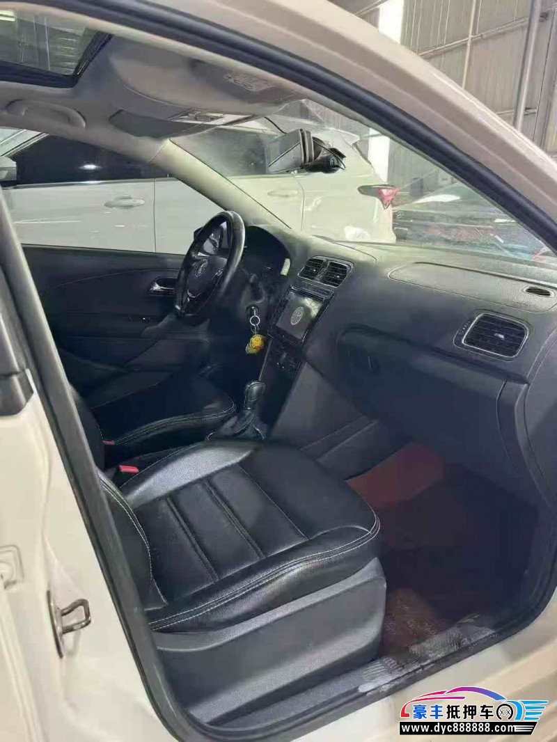 18年大众polo轿车抵押车出售