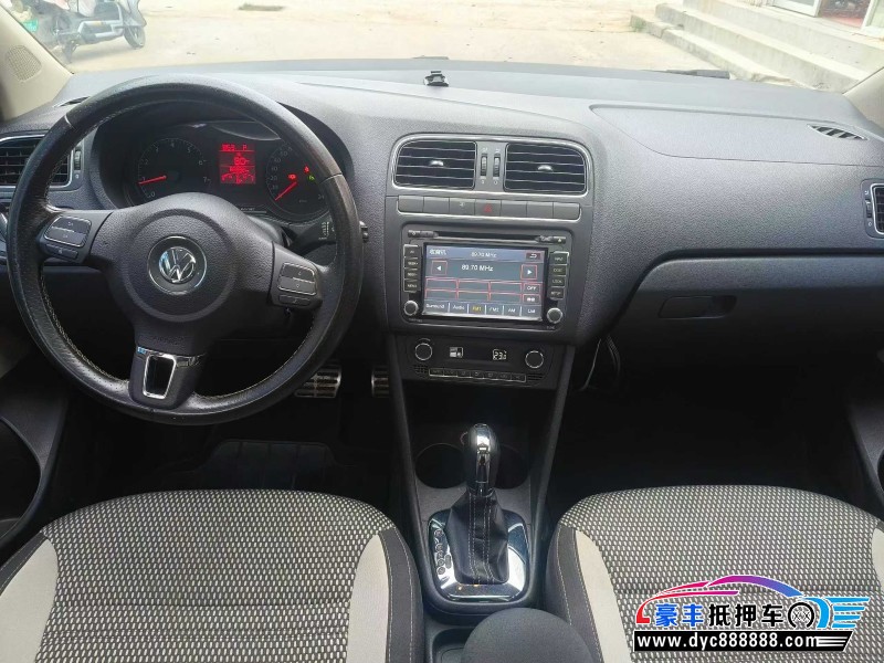 13年大众polo轿车抵押车出售