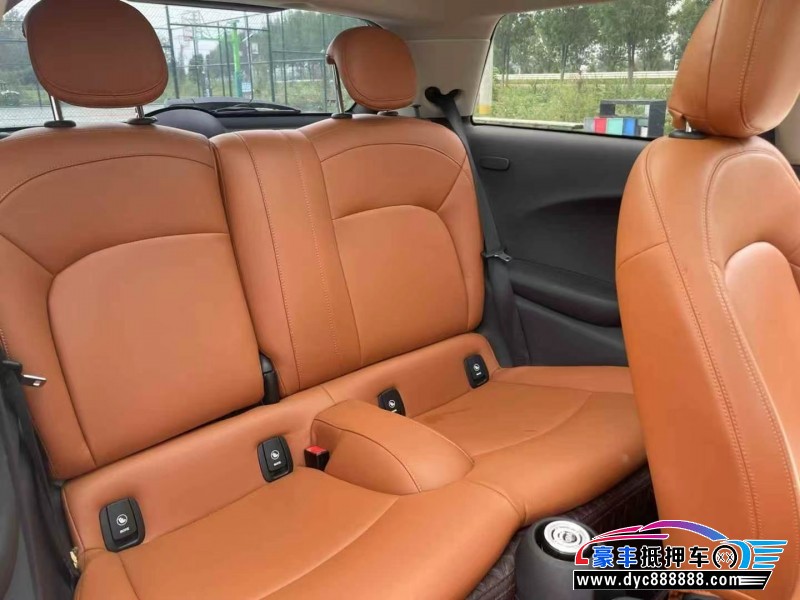 15年宝马MINI轿车抵押车出售