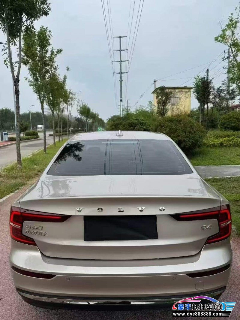 24年沃尔沃S60轿车抵押车出售