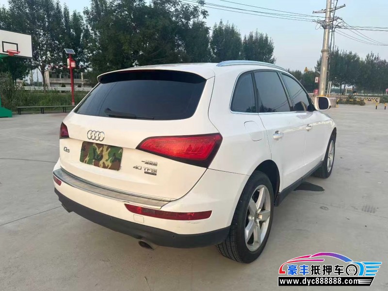 17年奥迪Q5轿车抵押车出售