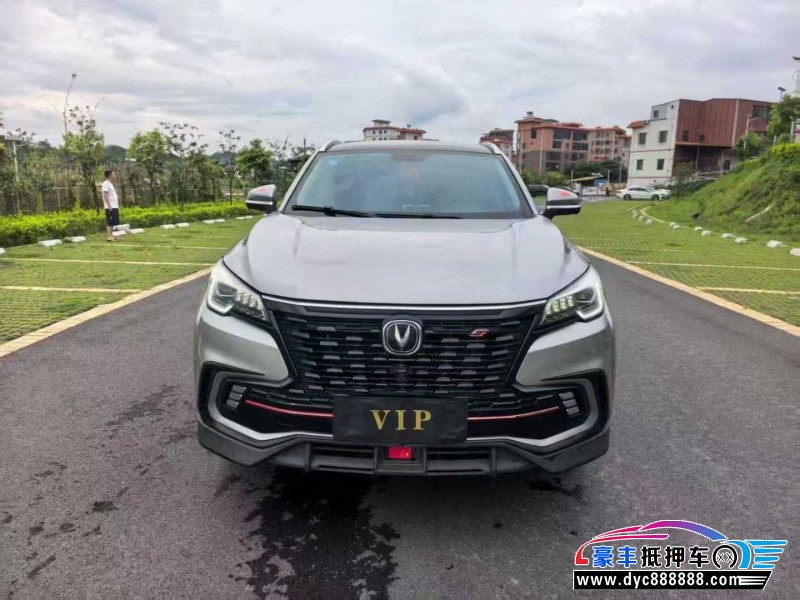 21年长安长安cs85轿车抵押车出售