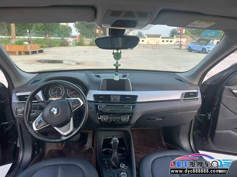 17年宝马X1轿车抵押车出售