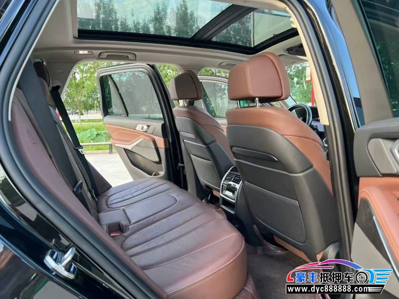 20年宝马X5轿车抵押车出售