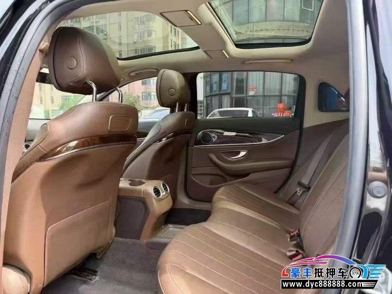 18年奔驰E轿车抵押车出售