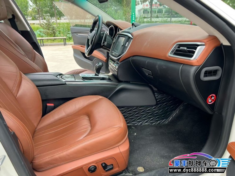 14年玛莎拉蒂Ghibli轿车抵押车出售