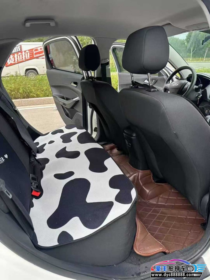 21年福特福睿斯轿车抵押车出售