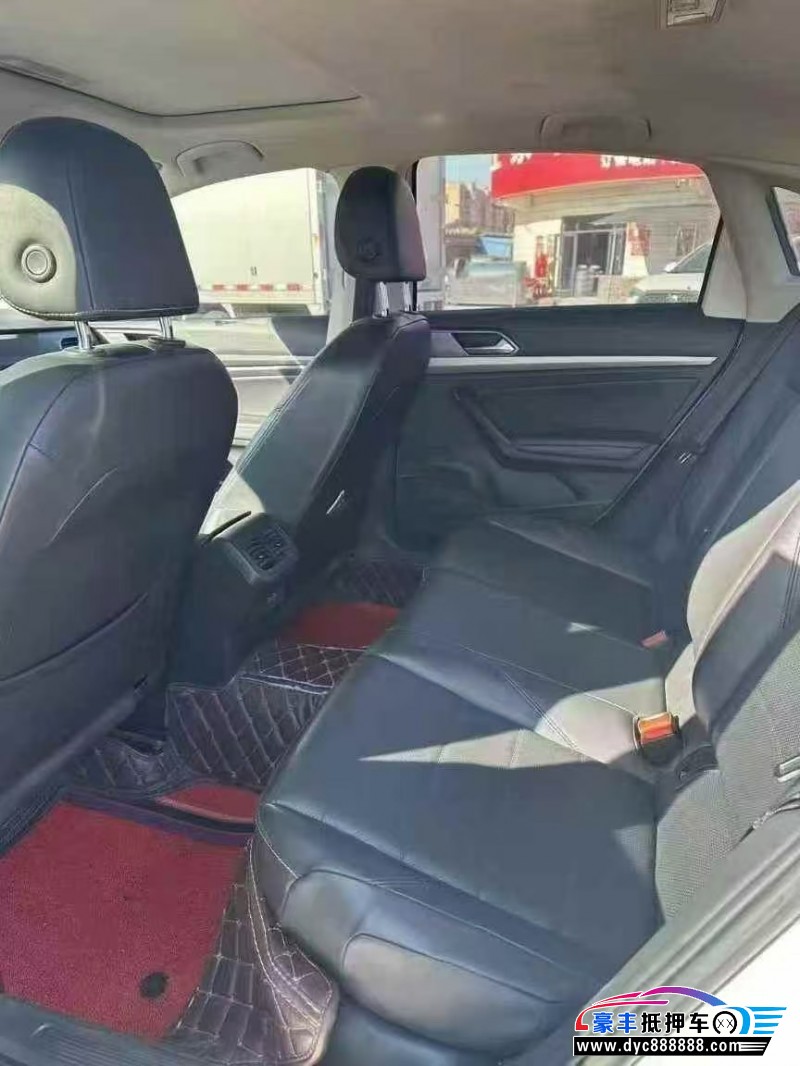 19年大众朗逸轿车抵押车出售