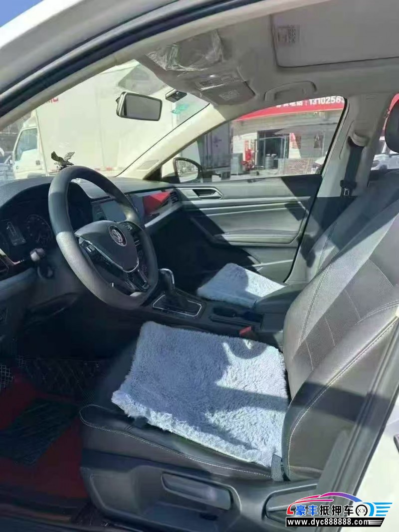 19年大众朗逸轿车抵押车出售