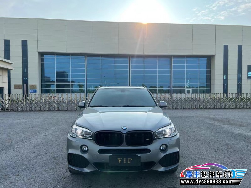 18年宝马X5轿车抵押车出售