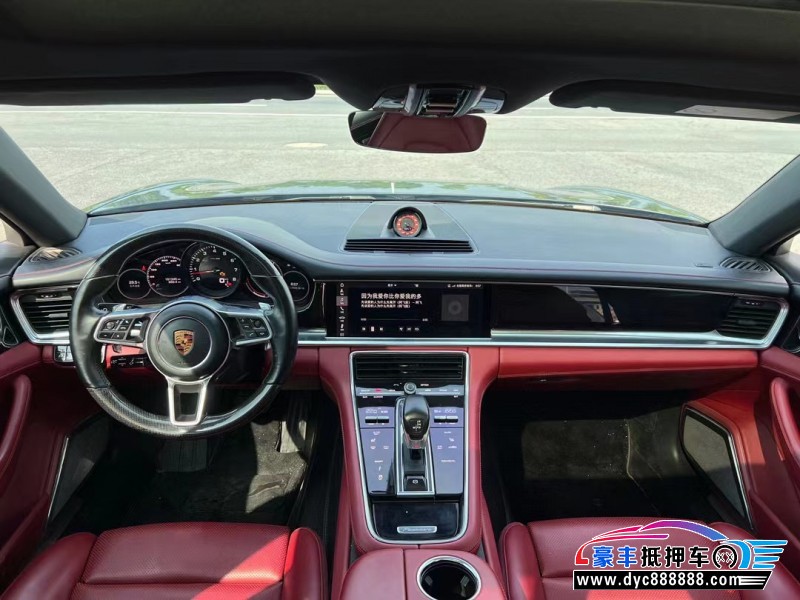 17年保时捷帕纳梅拉轿车抵押车出售