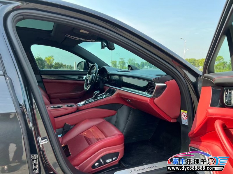 17年保时捷帕纳梅拉轿车抵押车出售