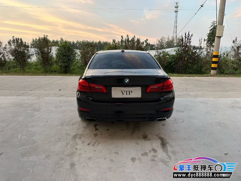 17年宝马5系轿车抵押车出售