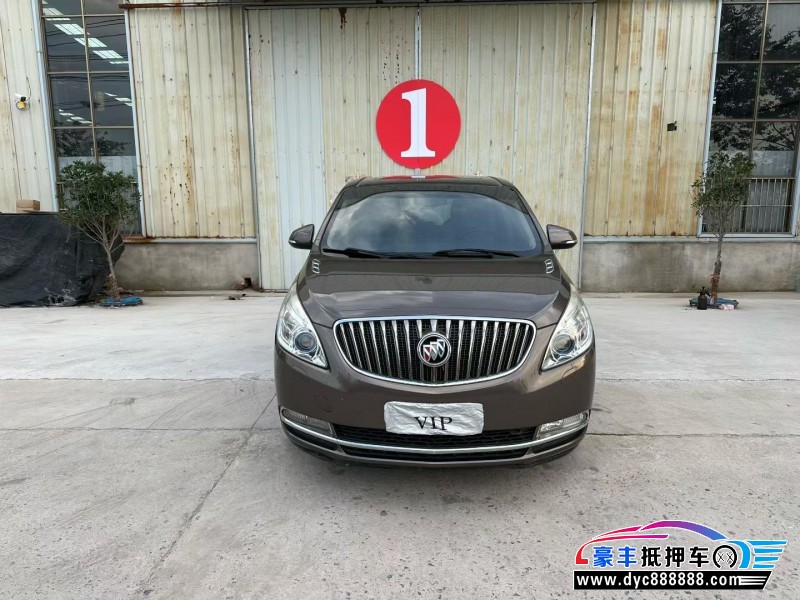 16年别克GL8轿车抵押车出售