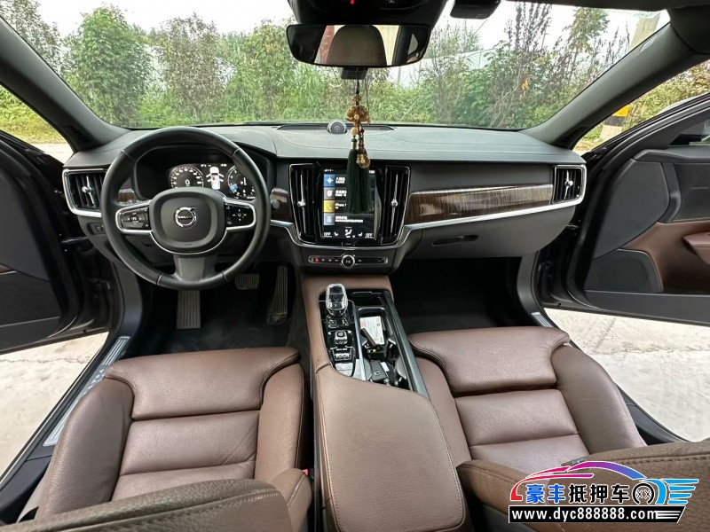 21年沃尔沃S90轿车抵押车出售