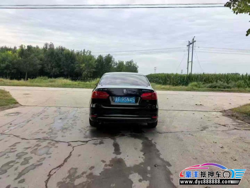 14年大众速腾轿车抵押车出售