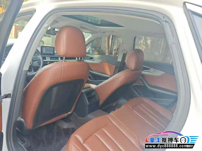 17年奥迪A4L轿车抵押车出售
