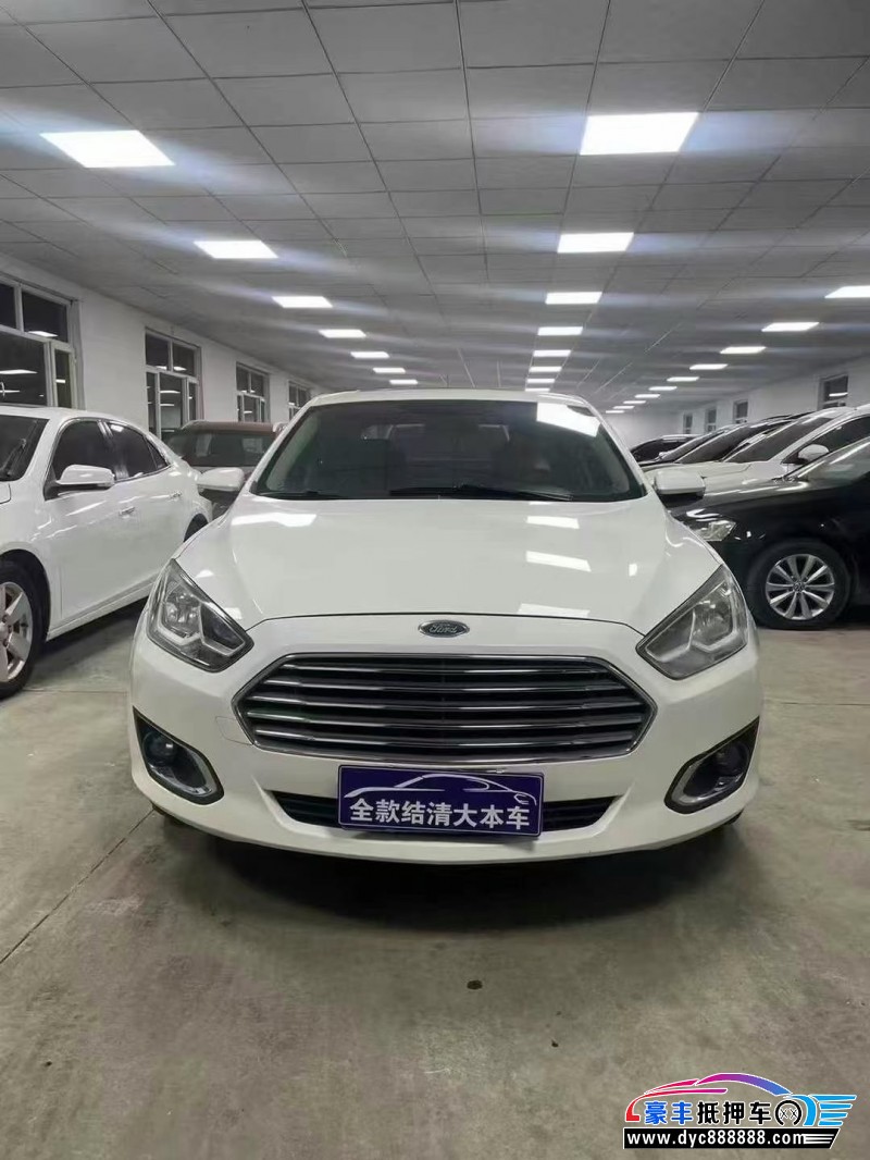 17年福特福睿斯轿车抵押车出售