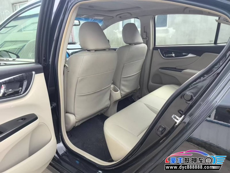 16年本田凌派轿车抵押车出售