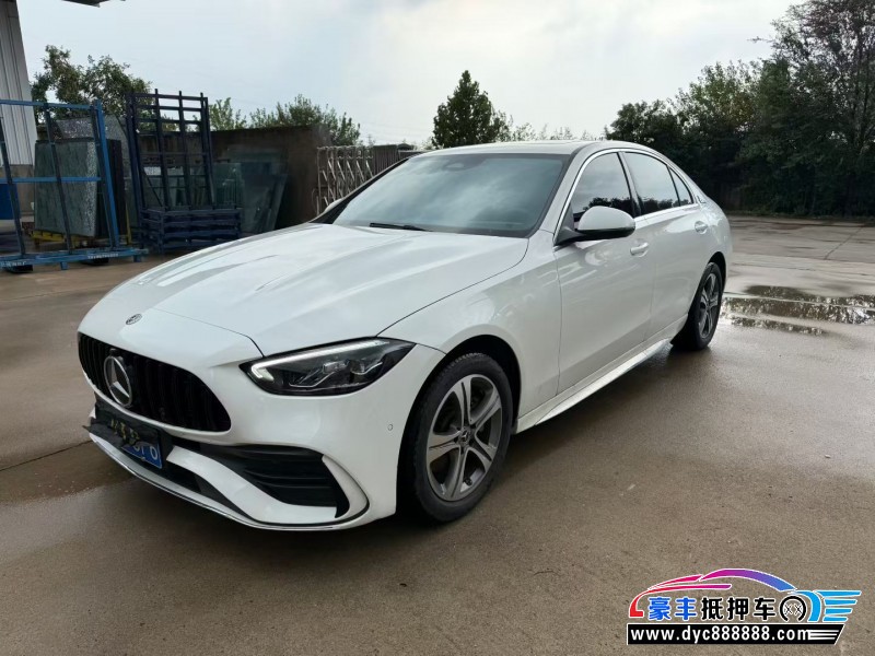 22年奔驰C轿车抵押车出售