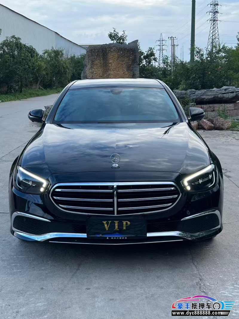 22年奔驰E轿车抵押车出售