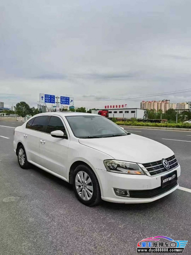 13年大众朗逸轿车抵押车出售