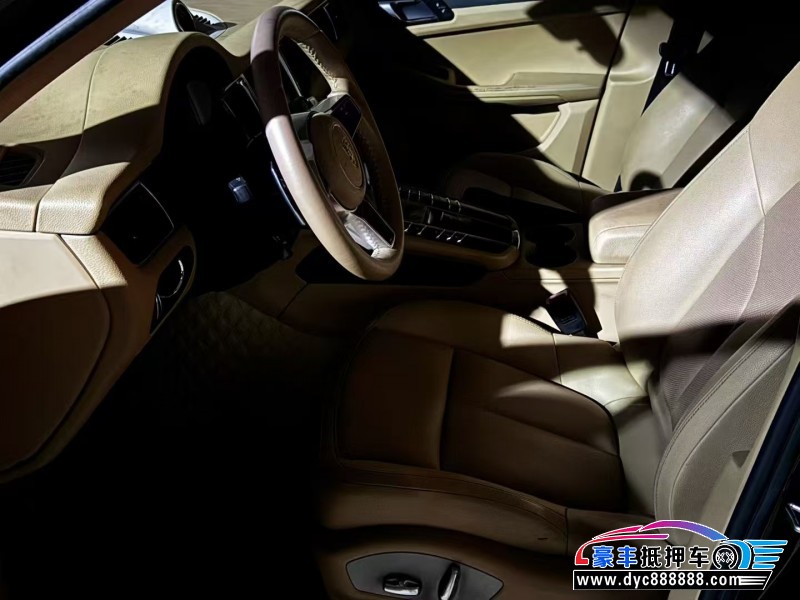 14年保时捷Macan迈凯轿车抵押车出售