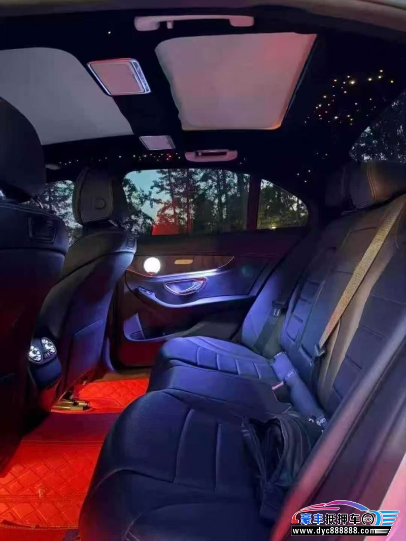 17年奔驰C轿车抵押车出售