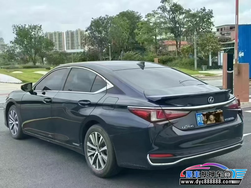 19年雷克萨斯ES轿车抵押车出售
