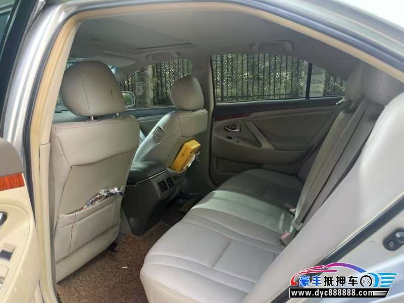 06年丰田凯美瑞轿车抵押车出售