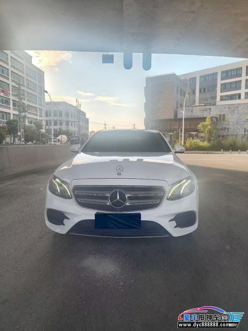 16年奔驰E轿车抵押车出售