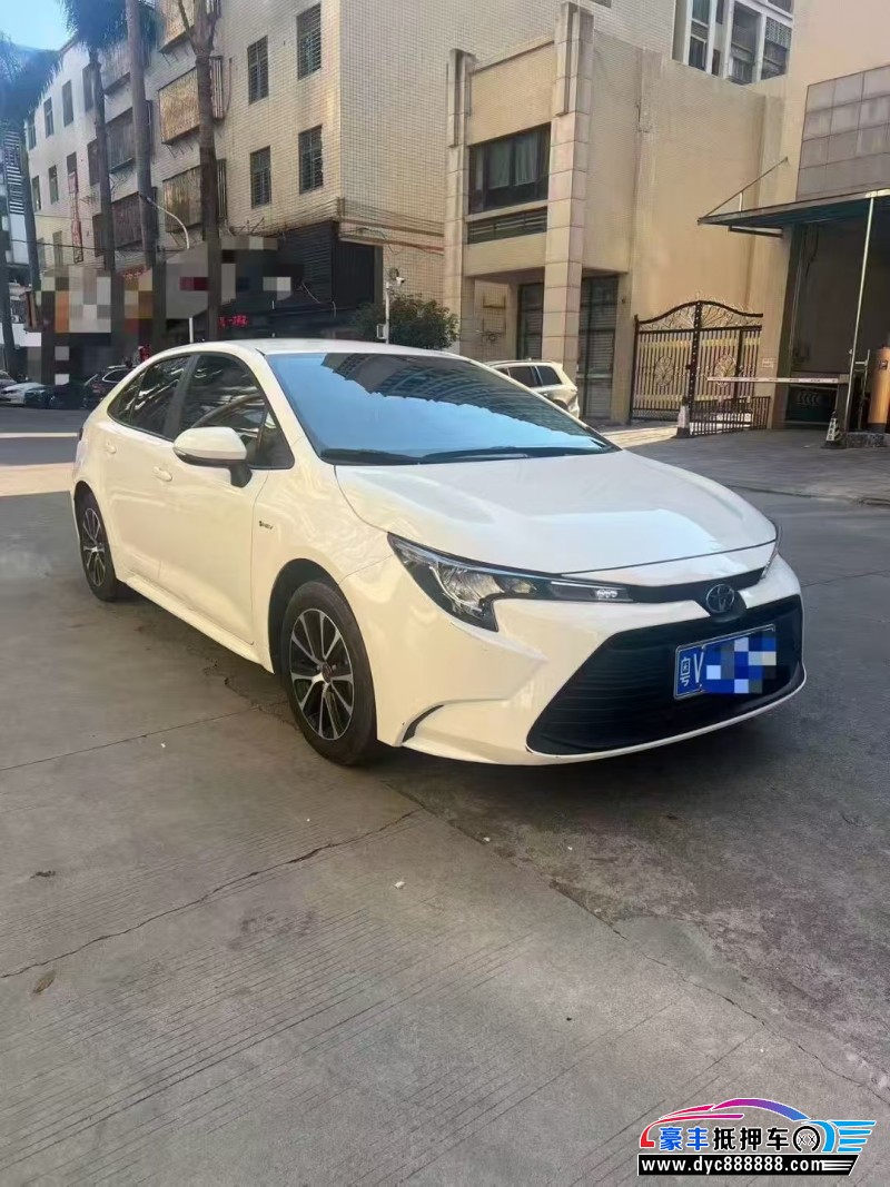 25年丰田雷凌轿车抵押车出售