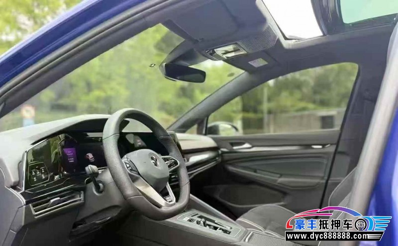 21年大众高尔轿车抵押车出售