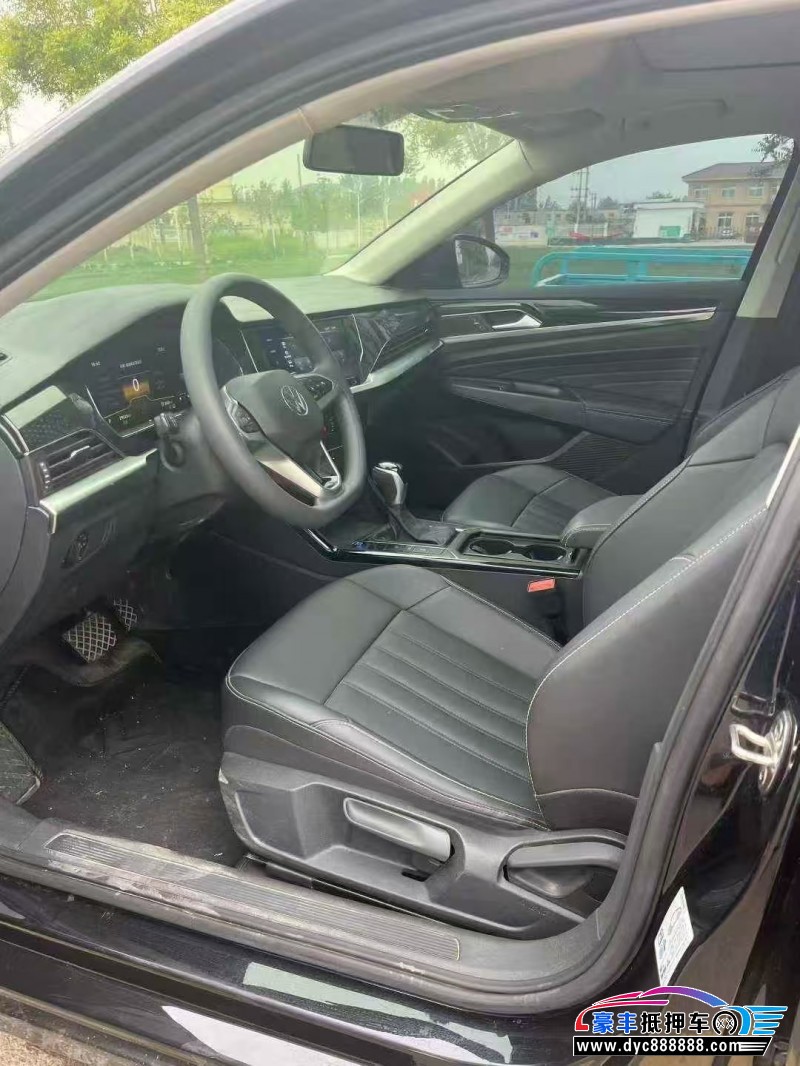 24年大众高尔夫轿车抵押车出售