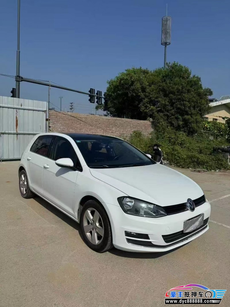 16年大众高尔夫轿车抵押车出售