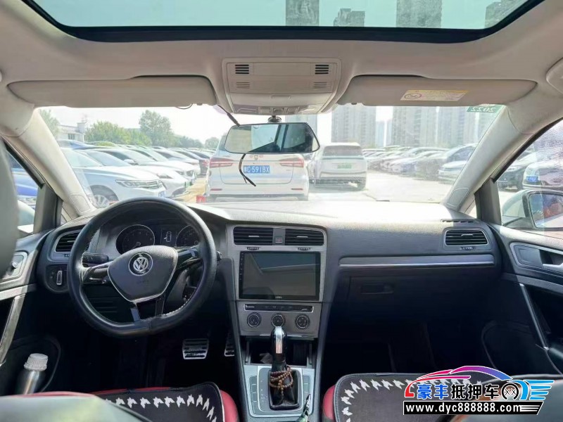 16年大众高尔夫轿车抵押车出售