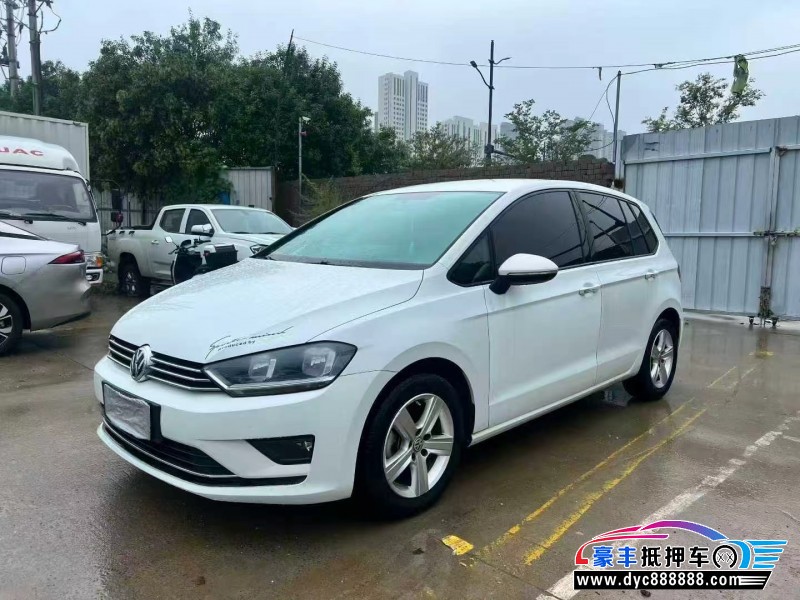 18年大众高尔夫轿车抵押车出售