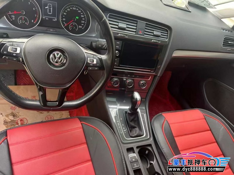19年大众高尔夫轿车抵押车出售