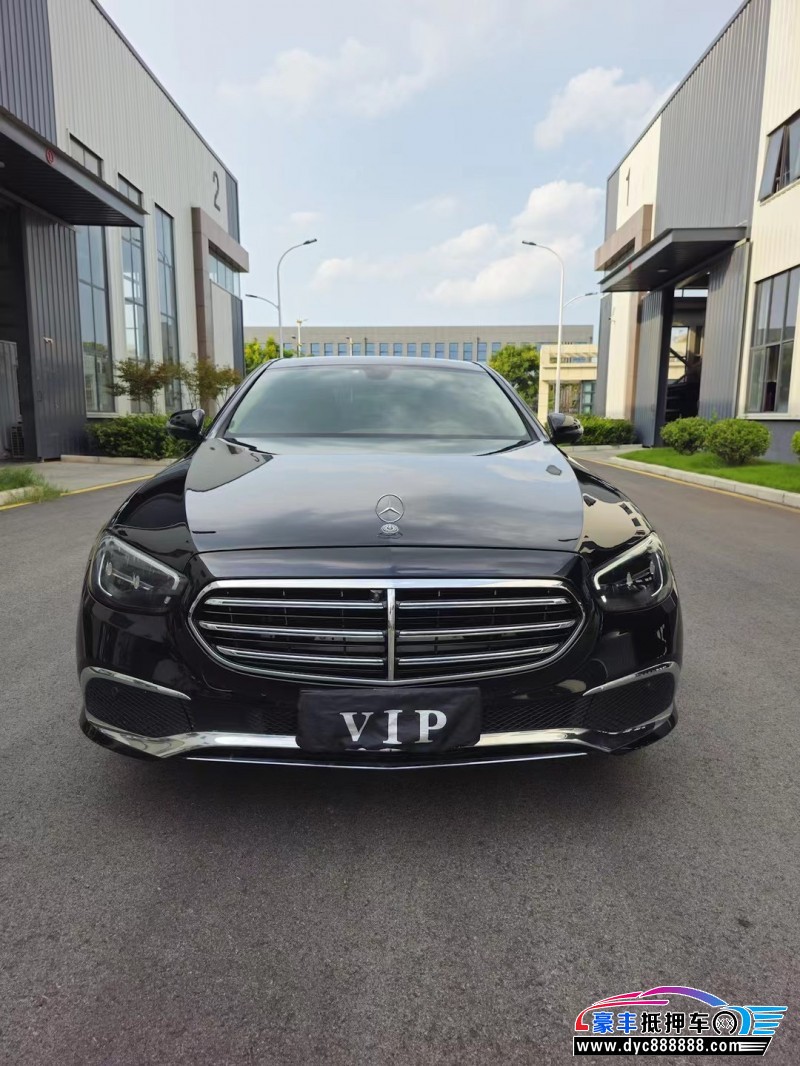 22年奔驰E轿车抵押车出售