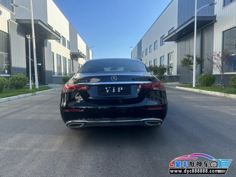 22年奔驰E轿车抵押车出售