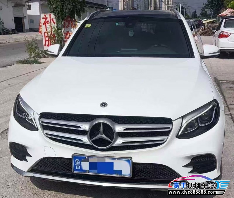 19年奔驰GLC轿车抵押车出售