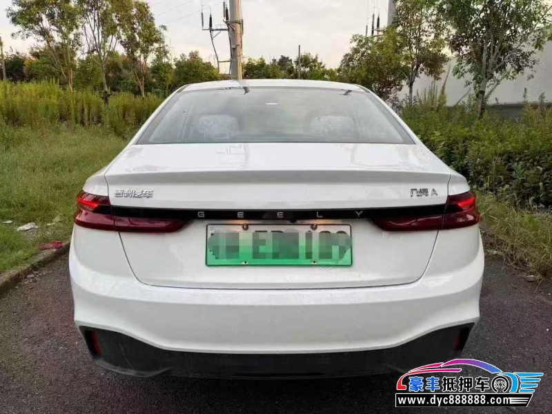 25年吉利几何轿车抵押车出售