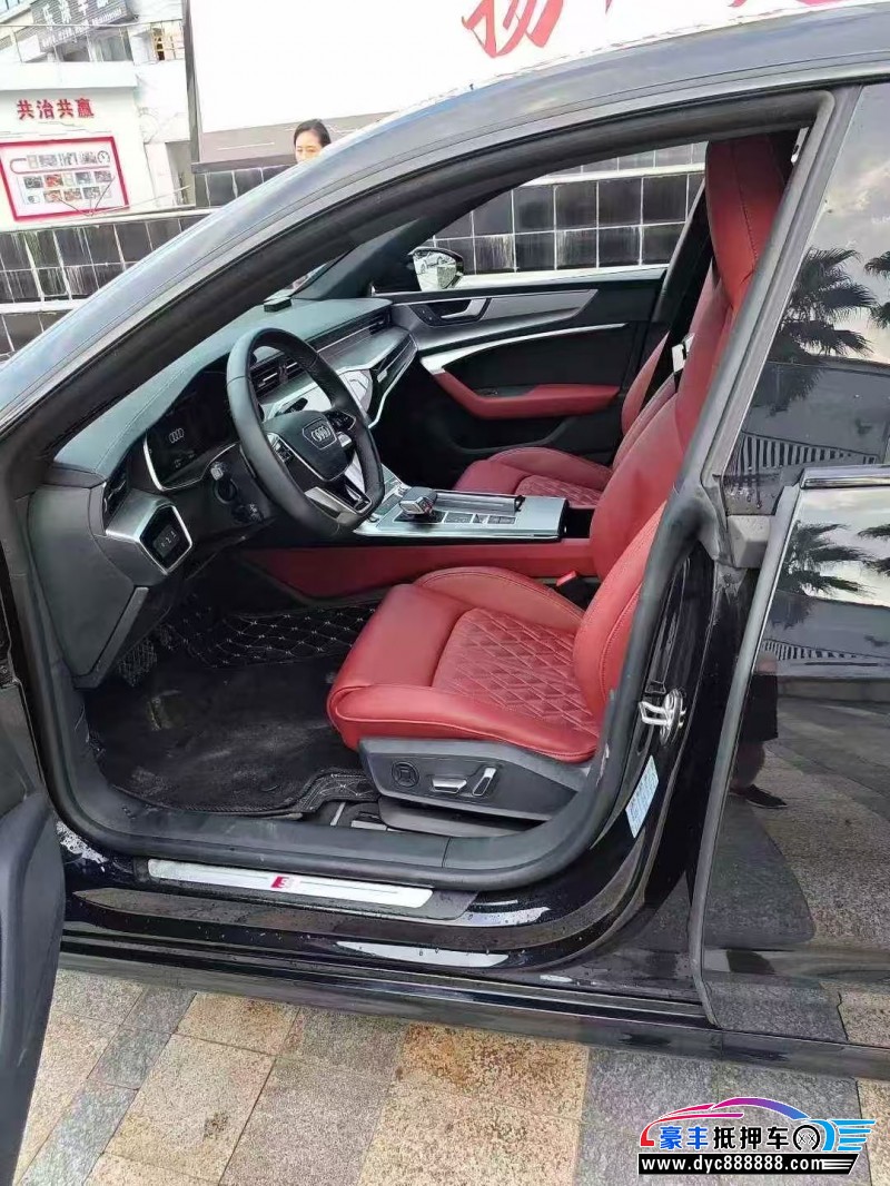 24年奥迪A7轿车抵押车出售