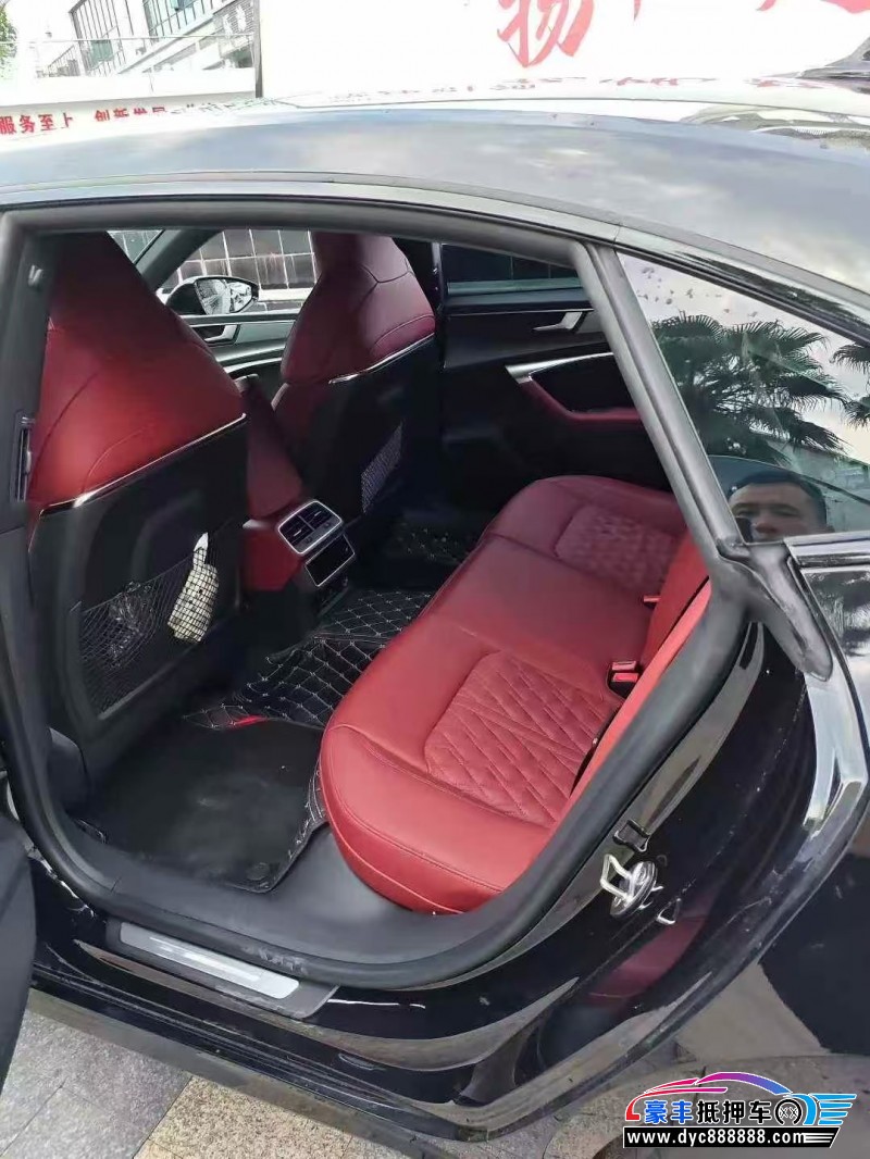 24年奥迪A7轿车抵押车出售